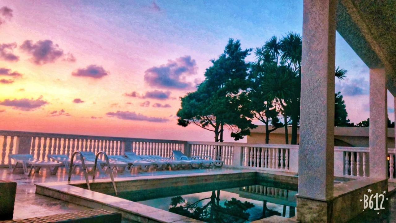 חאקבי Hotel Tramonto מראה חיצוני תמונה