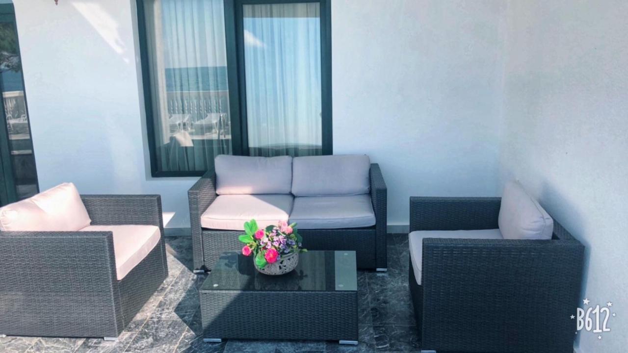 חאקבי Hotel Tramonto מראה חיצוני תמונה
